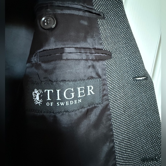Tiger of Sweden Charcoal Blazer Excellent Condition - Picture 5 of 11